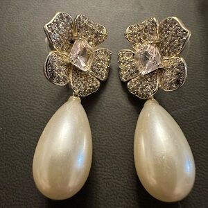 Elegant Gold and Silver Flower Pearl Drop Earrings